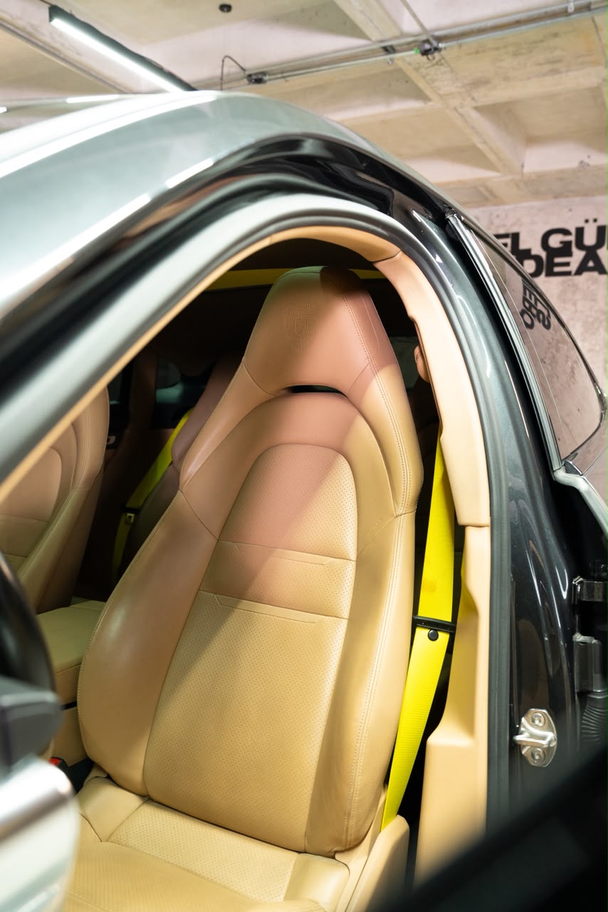 PORSCHE PANAMERA 18