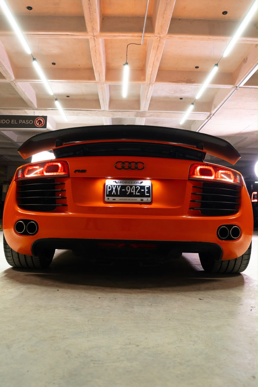 AUDI R8 09