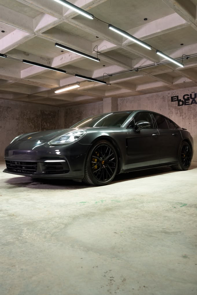 PORSCHE PANAMERA 18