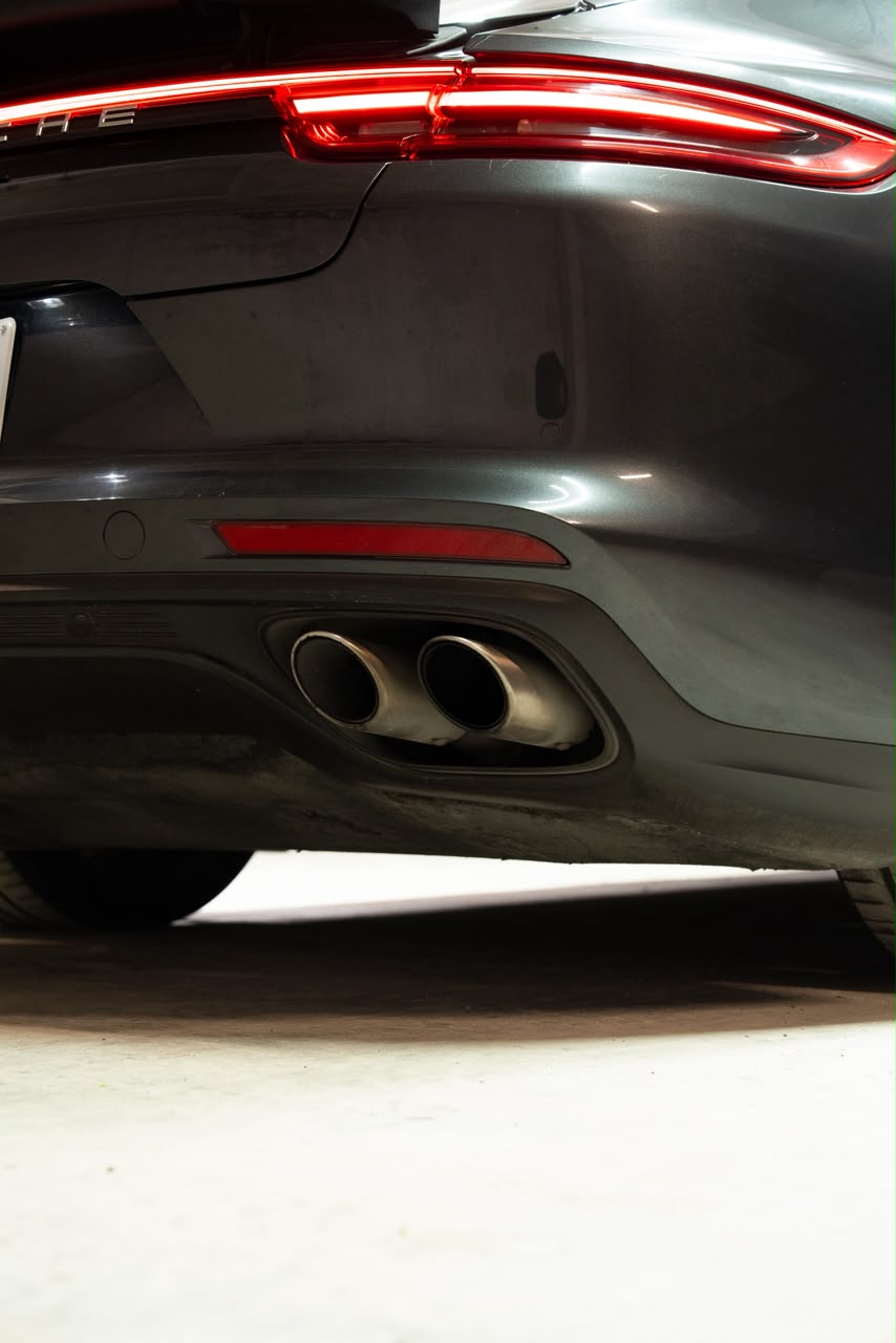 PORSCHE PANAMERA 18