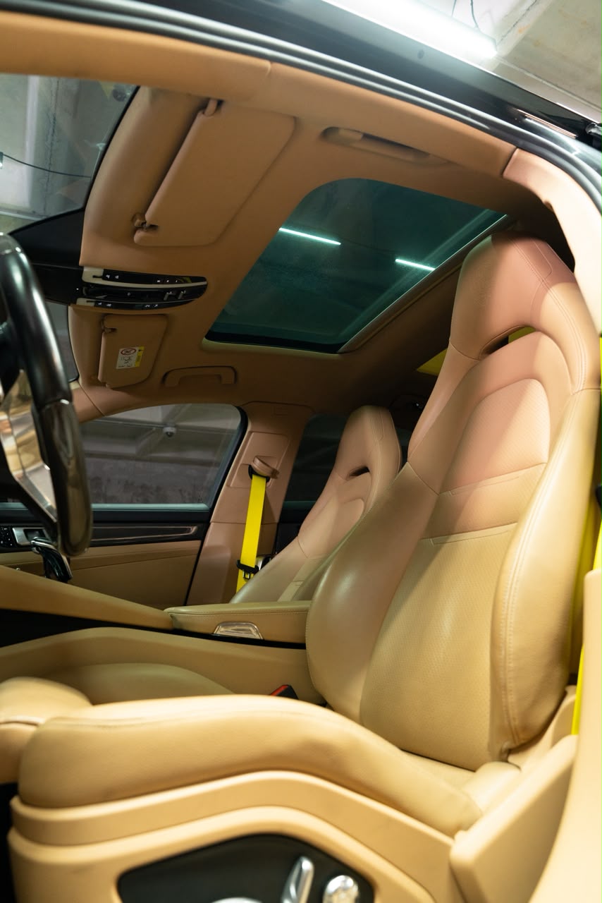 PORSCHE PANAMERA 18