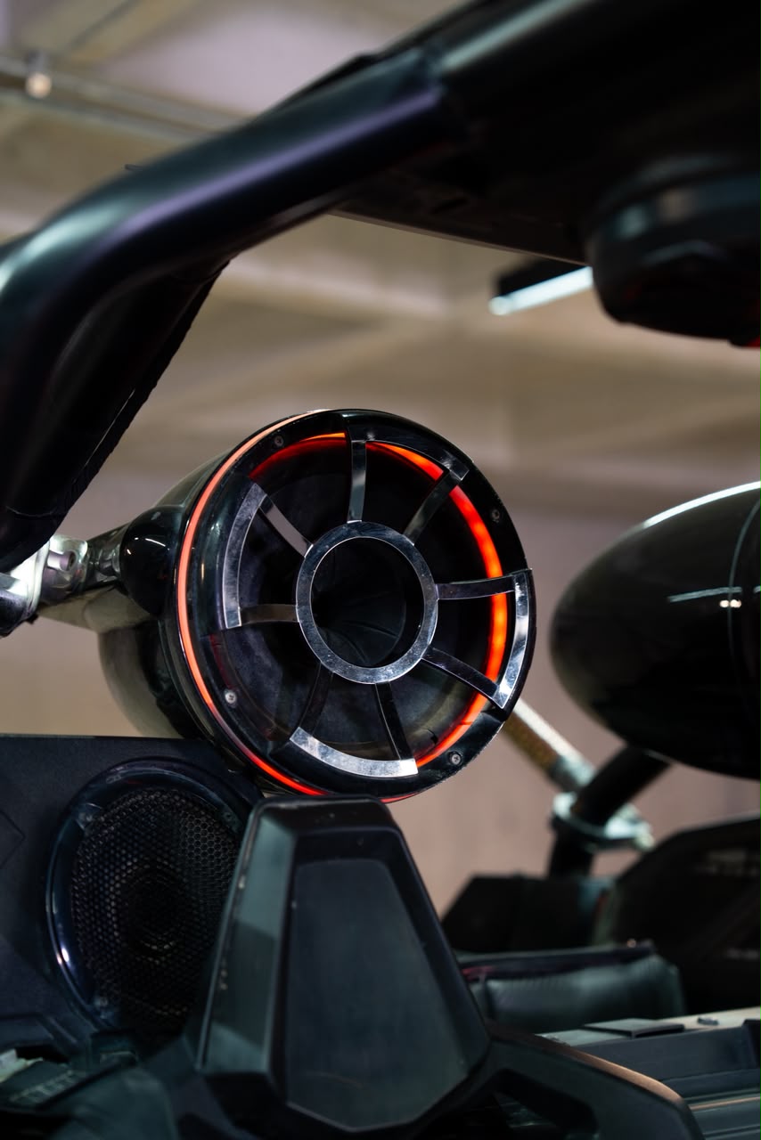 RZR TURBO R 2023