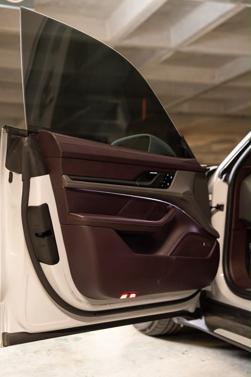 PORSCHE TAYCAN TURBO 21