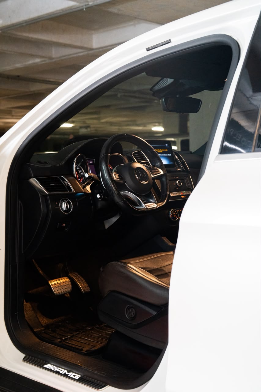 MERCEDES GLE 63 19