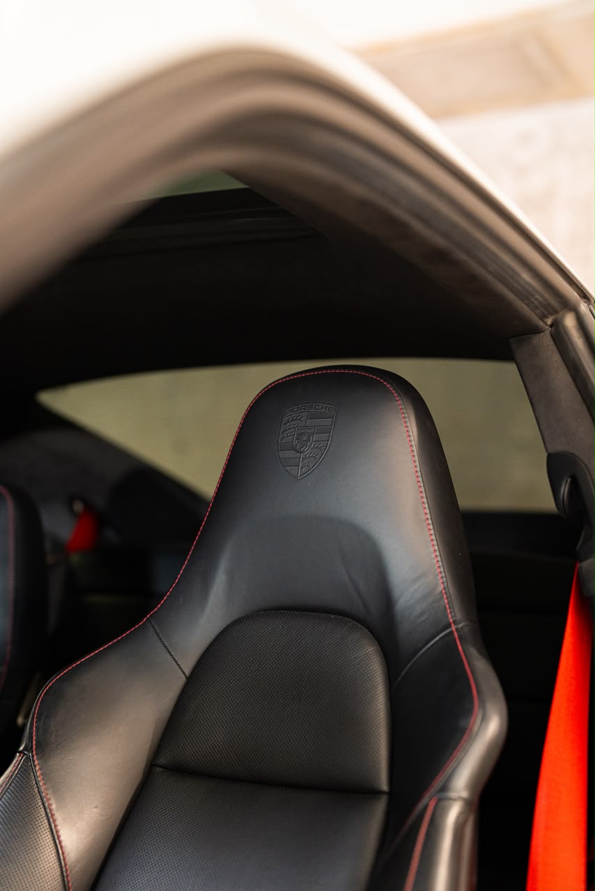 PORSCHE 911 TURBO S 19