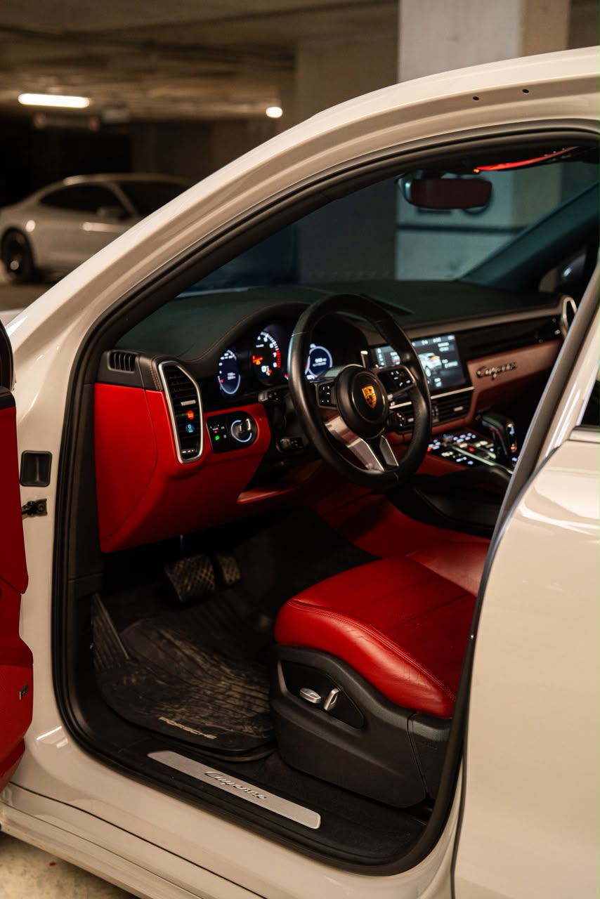 PORSCHE CAYENNE 20