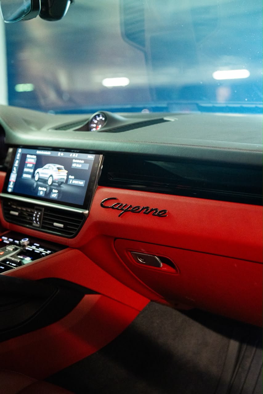 PORSCHE CAYENNE 20