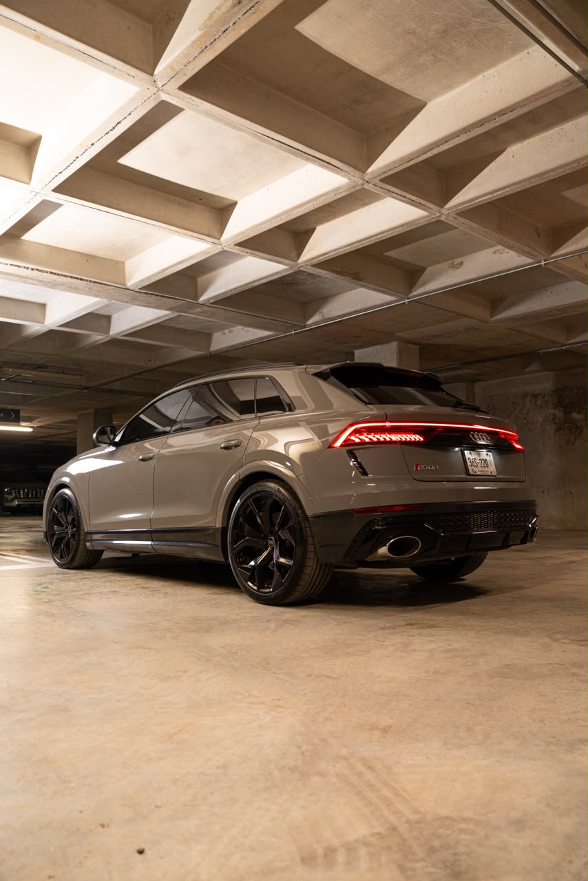 AUDI RSQ8 23