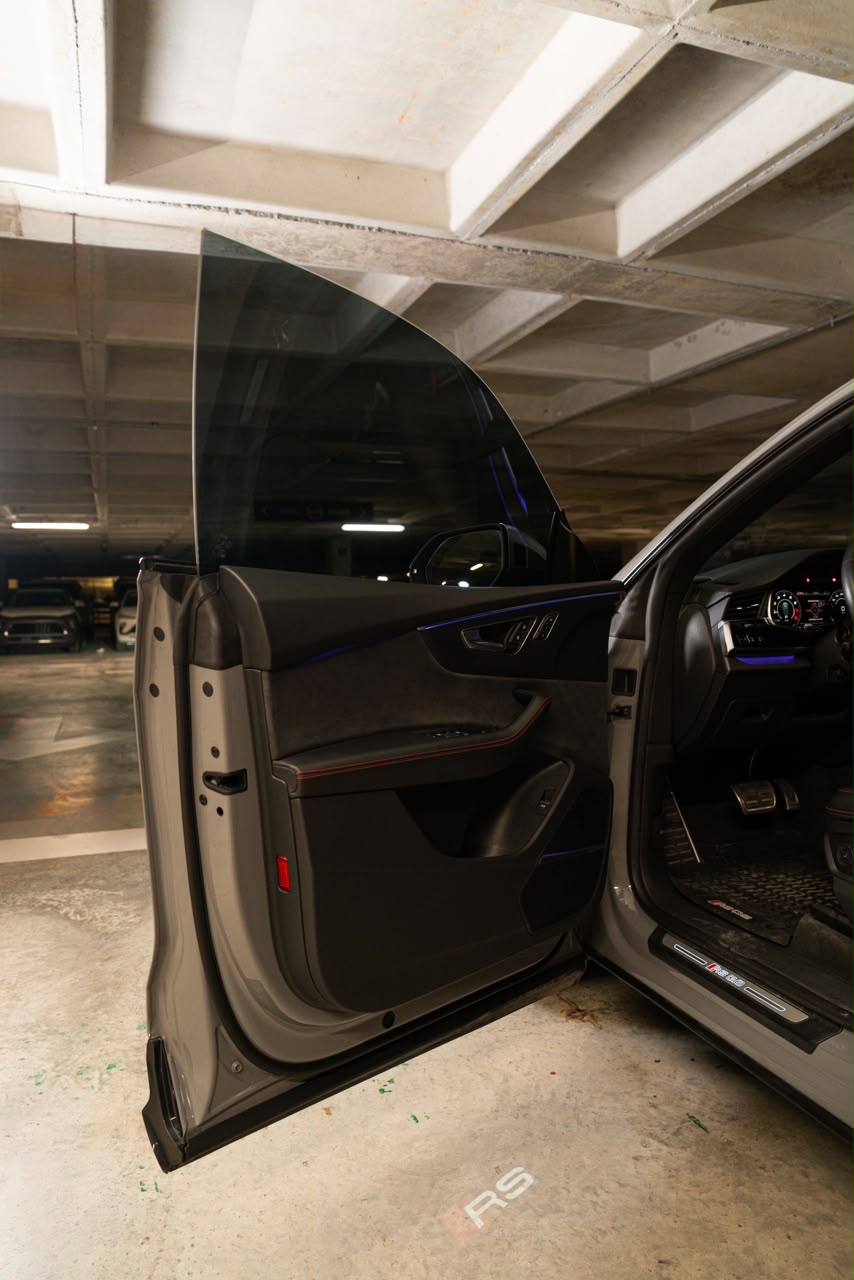 AUDI RSQ8 23