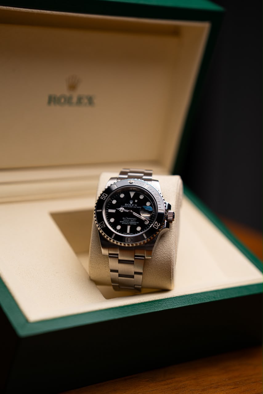 ROLEX SUBMARINER DATE